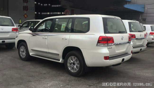2018款丰田酷路泽4000中东版 丐版/天窗版现车62.5万起