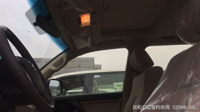 2018款丰田酷路泽4000中东版 丐版/天窗版现车62.5万起