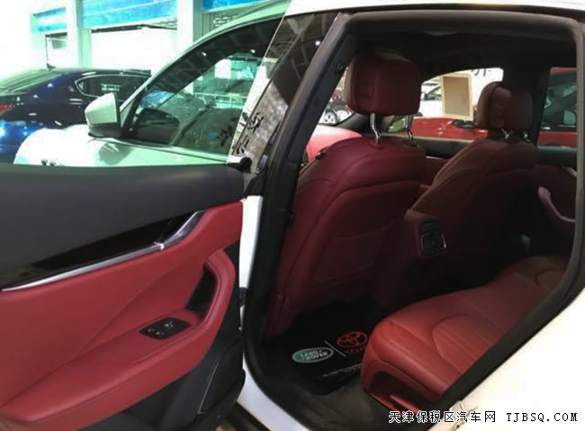 17款玛莎拉蒂levante美规版高功率 全景/19轮现车103万