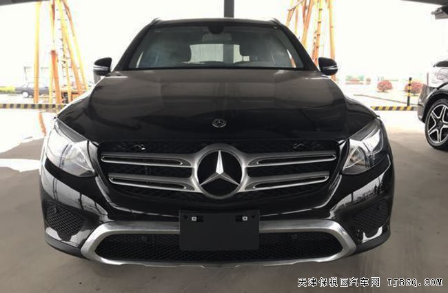 2018款奔驰GLC300墨西哥版 19轮/全景天窗/电尾现车49万