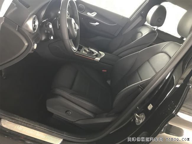 2018款奔驰GLC300墨西哥版 19轮/全景天窗/电尾现车49万