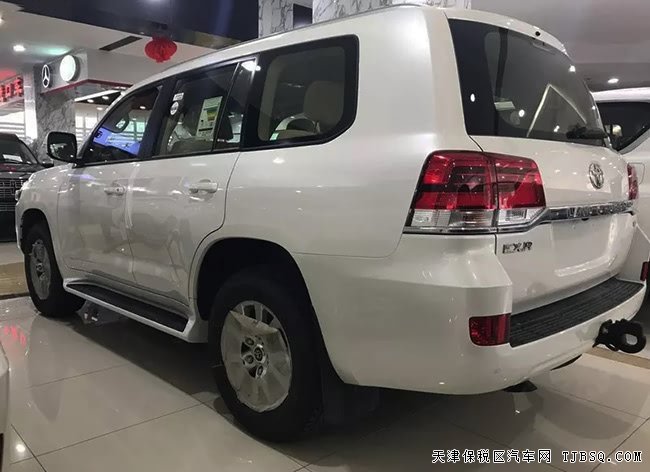 17款丰田兰德酷路泽4600中东版 陆巡V8现车惠享折扣