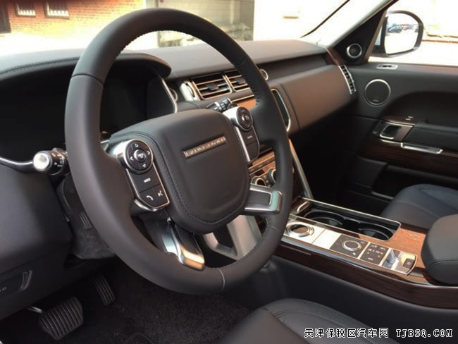 平行进口车路虎揽胜3.0T行政版 17款柴油现车102万优购