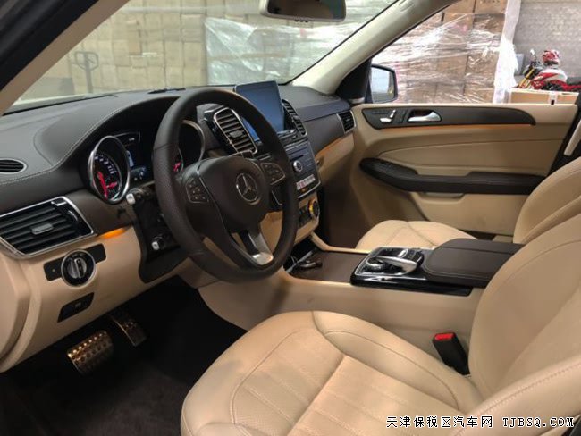 2018款奔驰GLE400加规版 灯包/运动包/豪华包现车83.5万