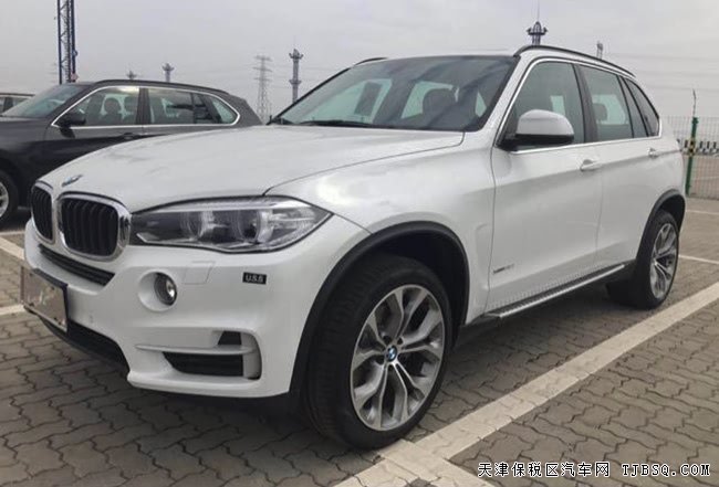 18款宝马X5墨西哥版 20轮/全景天窗/液晶仪表现车67.8万