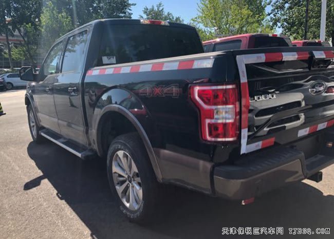 18款福特F150墨西哥版皮卡 全景天窗/20轮现车47万钜惠