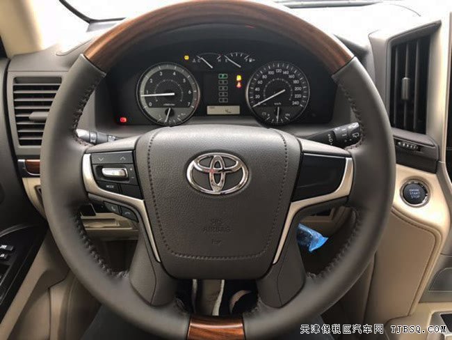 18款丰田酷路泽4000中东版 18轮/天窗/遥启现车67.5万