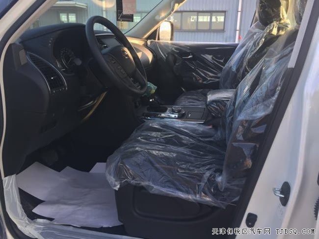 2018款日产尼桑途乐7座SUV 中东版4.0L尊享经典