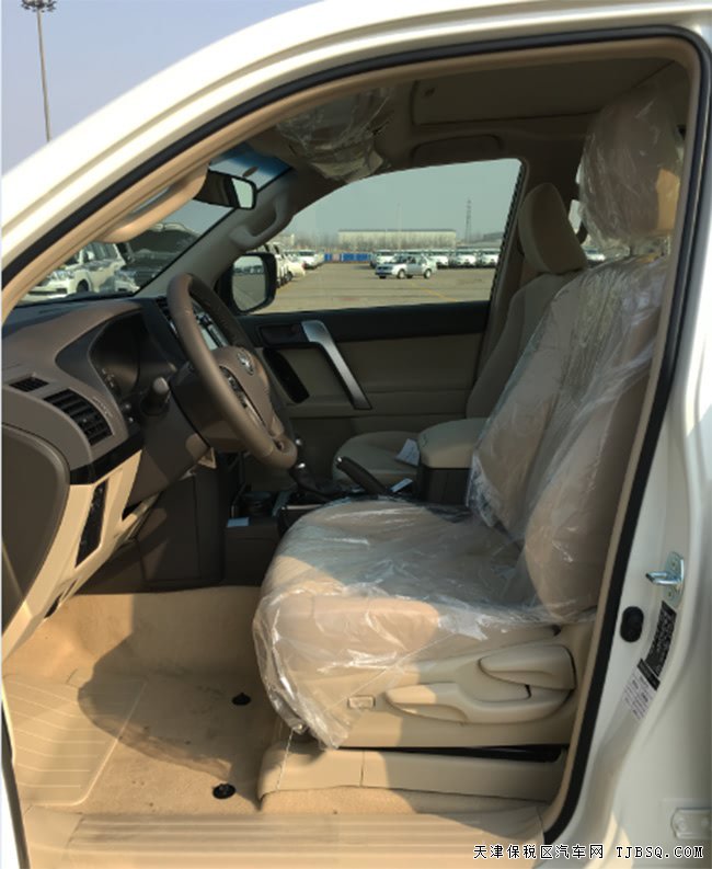 18款丰田霸道4000中东版 18熏黑轮/天窗/后挂现车57.2万