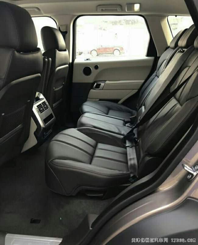 17款路虎揽胜运动柴油版 20轮/全景/牛津真皮现车82.5万