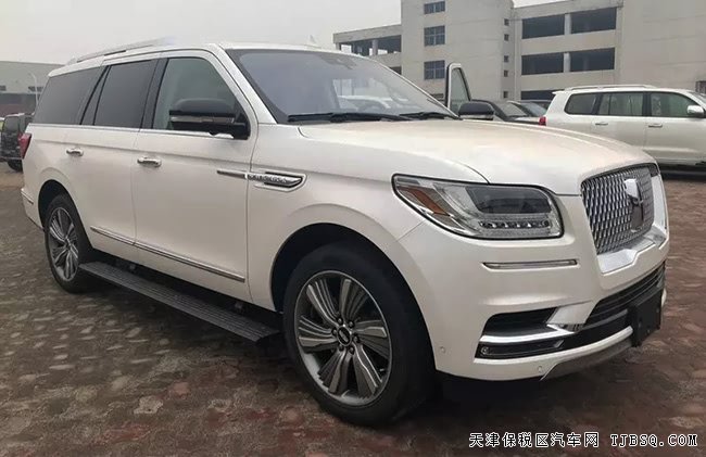 18款林肯领航员3.5T七座SUV 加规版现车优惠酬宾