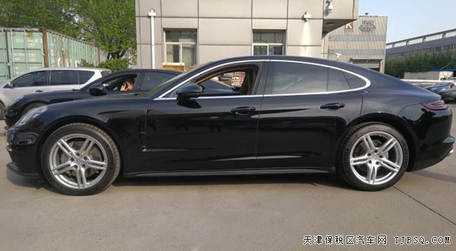 18款保时捷Panamera 4S加规版 20轮/全景/4区现车138万