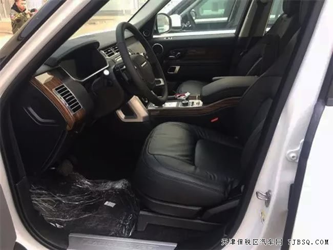 2018款路虎揽胜3.0T行政汽油版 天津港现车乐享