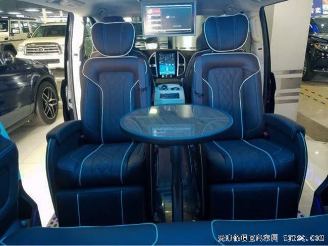 2018款奔驰METRIS美规版 17轮/电动门/小桌板现车63万