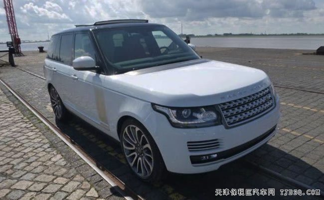 17款路虎揽胜3.0T柴油创世版 22轮/5座/黑撞顶现车141万