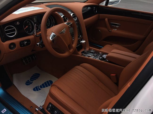 2018ɳ4.0Tŷ ŷV8Sֳݻ