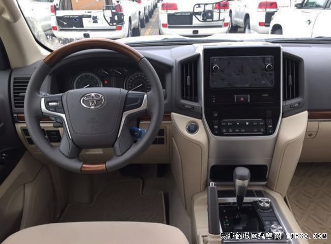 18款丰田酷路泽4000中东版 8气囊/后挂/天窗现车66.8万