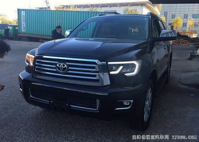 2018款丰田红杉5700四驱版 加规版7座现车优惠购