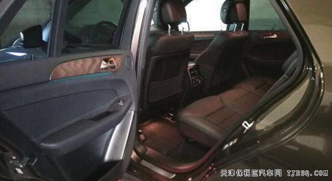 平行进口车奔驰GLE400加规版 18款豪华包/雷测包现车85万