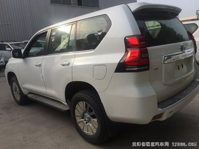 2018款丰田霸道2700中东版 9气囊/天窗/18轮现车46.3万