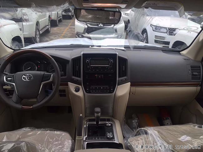 2018款丰田酷路泽4000中东版 陆巡4.0L现车优惠购