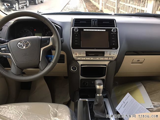 18款丰田普拉多4000中东版 后挂/18熏黑轮/天窗现车57万