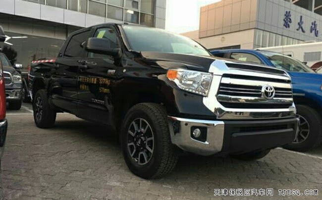 2017款丰田坦途5.7L加规版皮卡 18越野轮/天窗现车43万