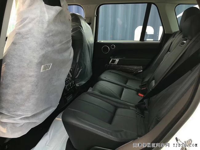 2017款路虎揽胜3.0T行政汽油版 20轮/滑动全景现车111万