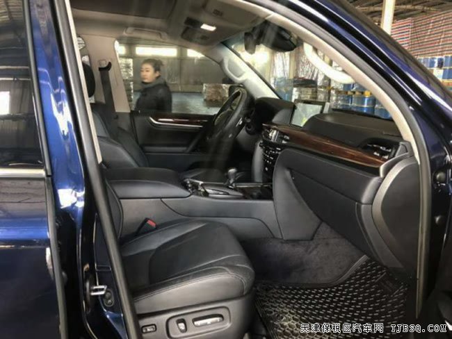 平行进口车18款雷克萨斯LX570加规版 顶配版现车147万购