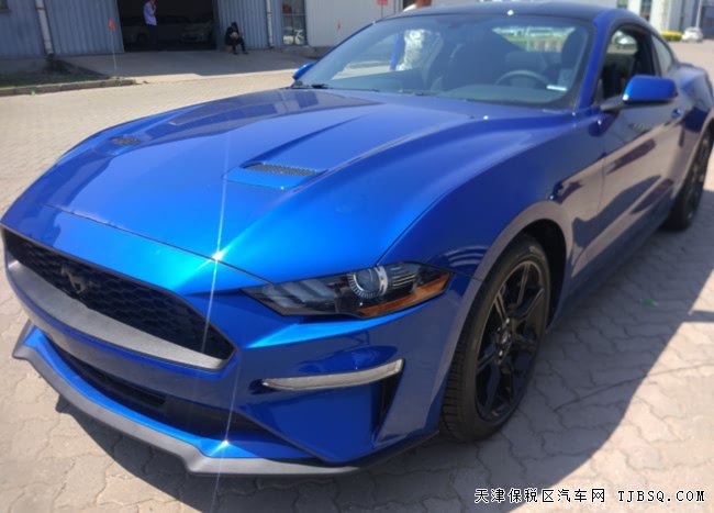 18款福特野马2.3T加规版 10速/19熏黑轮/撞顶现车33.5万