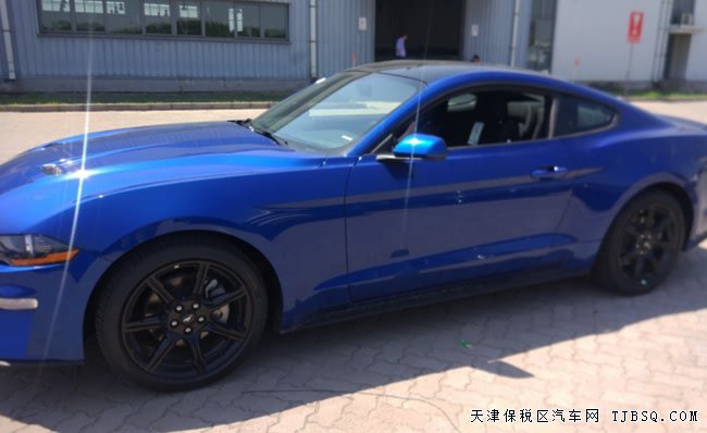 18款福特野马2.3T加规版 10速/19熏黑轮/撞顶现车33.5万