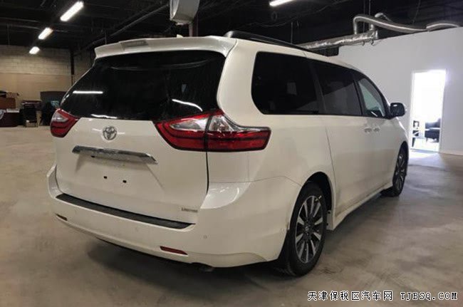 18款丰田塞纳3.5L四驱顶配版 雷测/18轮/双天窗现车62万