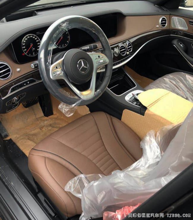 2018款奔驰迈巴赫S560欧规版 全景/四座/后娱现车280万