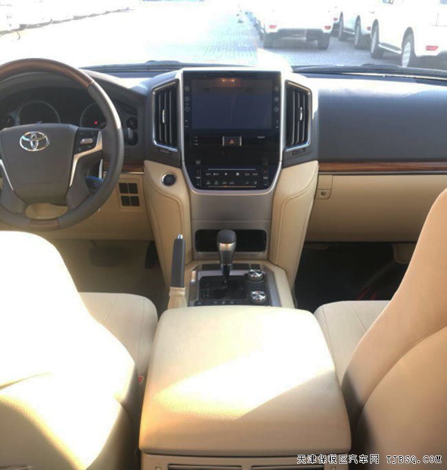 平行进口车丰田酷路泽5700中东版 18款现车优选