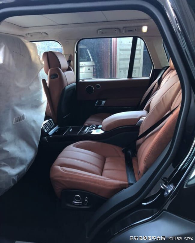 17款路虎揽胜3.0T柴油创世版 22轮/四座/全景现车130万