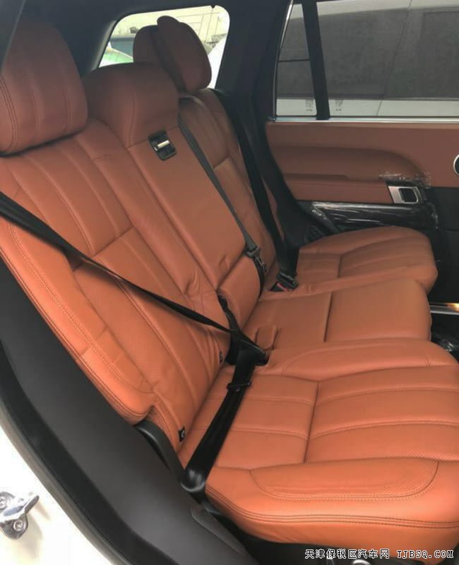 2017款路虎揽胜柴油创世加长版 21轮/创世包现车141万