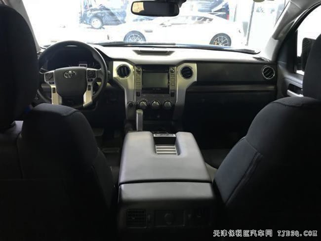 18款丰田坦途5.7L加规版皮卡 18越野轮/天窗现车45.5万