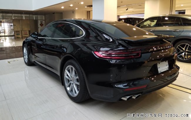 2018款保时捷Panamera 4S加规版 天津港现车钜惠