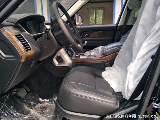 18款路虎揽胜3.0T行政版汽油 全景/电吸门/2代现车120万