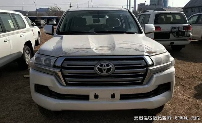 18款丰田酷路泽4000中东版 天津港现车优享经典