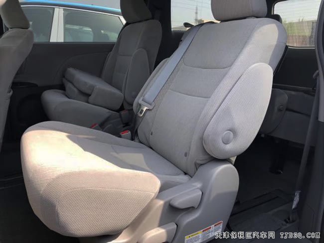 2018款丰田塞纳3.5L两驱LE版 17轮/八座现车41.3万优享