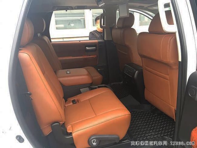 2018款丰田红杉5700白金加规版 20轮/雷测/7座现车102万