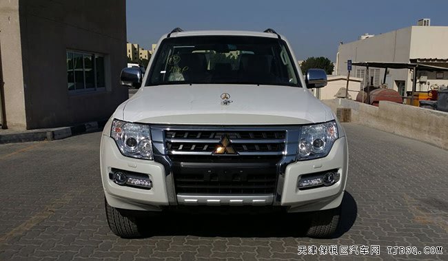 2018款三菱帕杰罗V97中东版 大天窗/七座真皮现车33.5万