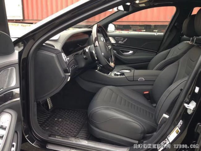 2018款奔驰S560加规版 豪华包/AMG运动包/驾辅现车155万