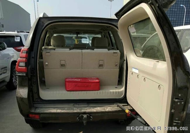 2018款丰田普拉多4000中东版 18轮/遥启/天窗现车53.8万