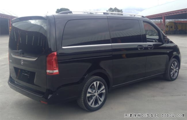 2018款奔驰V250墨西哥版 18轮/折叠桌/氛围灯现车53.5万