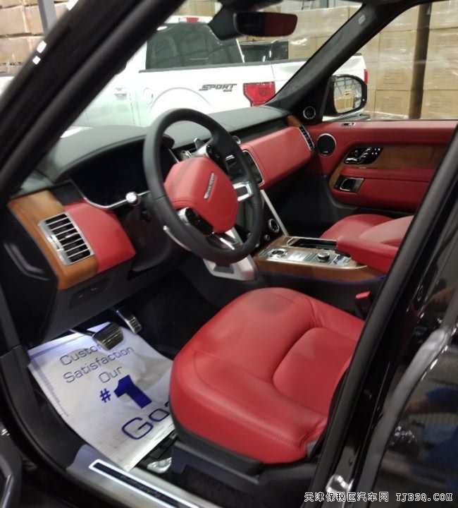 18款路虎揽胜5.0T创世加长版 1700W音响/22轮现车245万