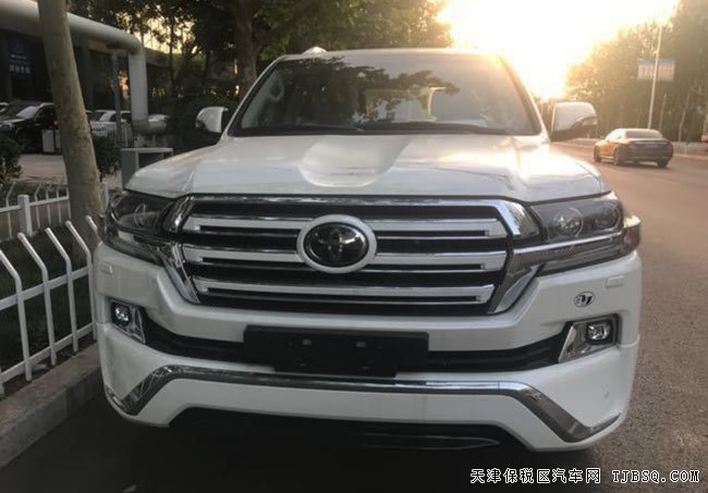 18款丰田酷路泽4000中东版 大包围/天窗/真皮现车71.5万
