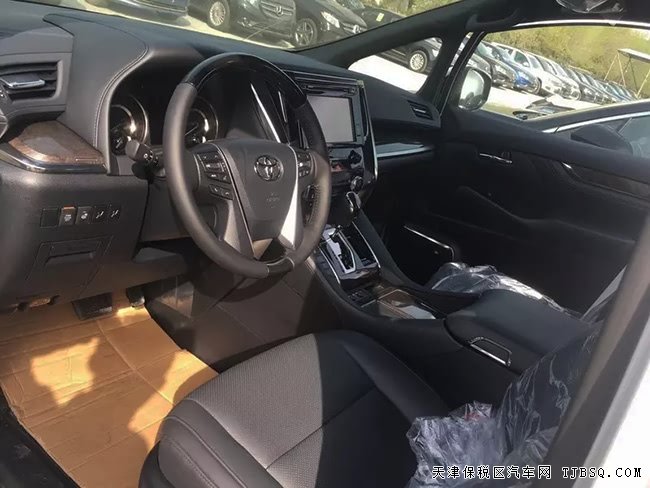2019款丰田埃尔法3.5L豪华保姆车 现车尊享极致
