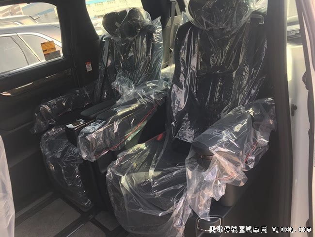 2019款丰田埃尔法3.5L豪华保姆车 现车尊享极致